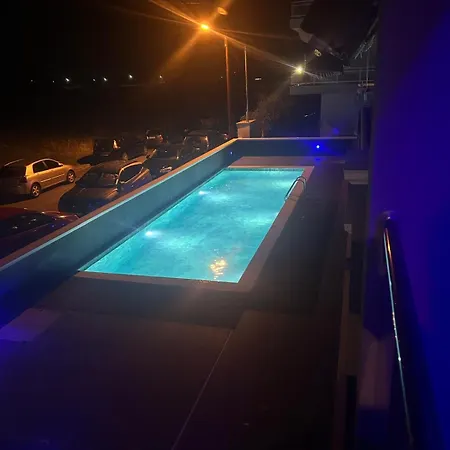 New And Modern In Greece Lejlighed